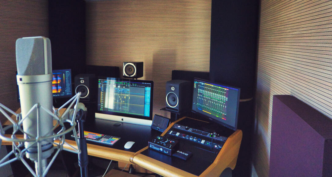 David Rifé locutor catalan online Locutor online català castellà